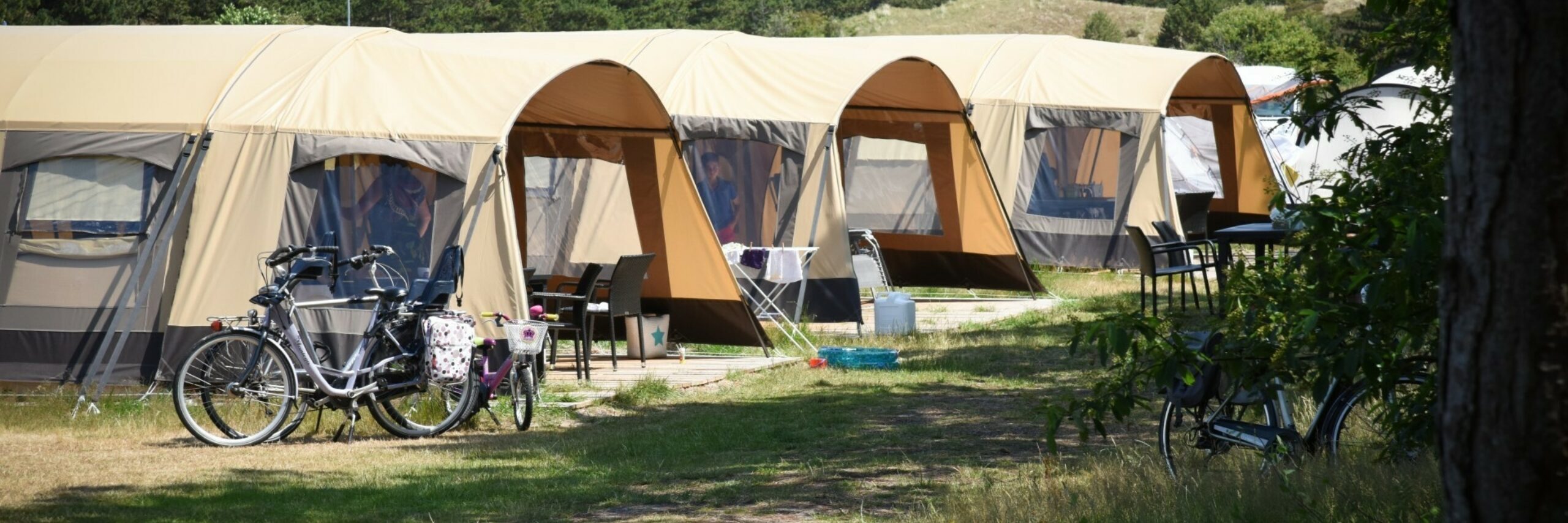 Ingerichte tenten Camping Loodsmansduin VVV Texel
