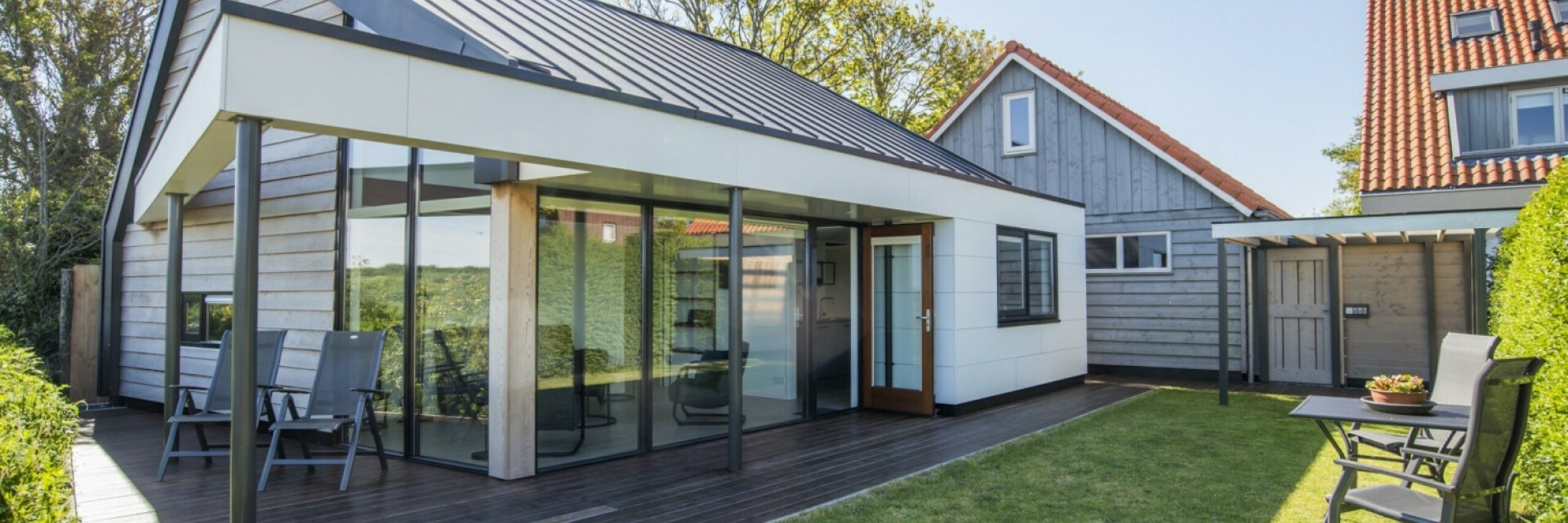 Tuin vakantiehuis Op Texel duinen klif fotograaf Liselotte Schoo VVV Texel