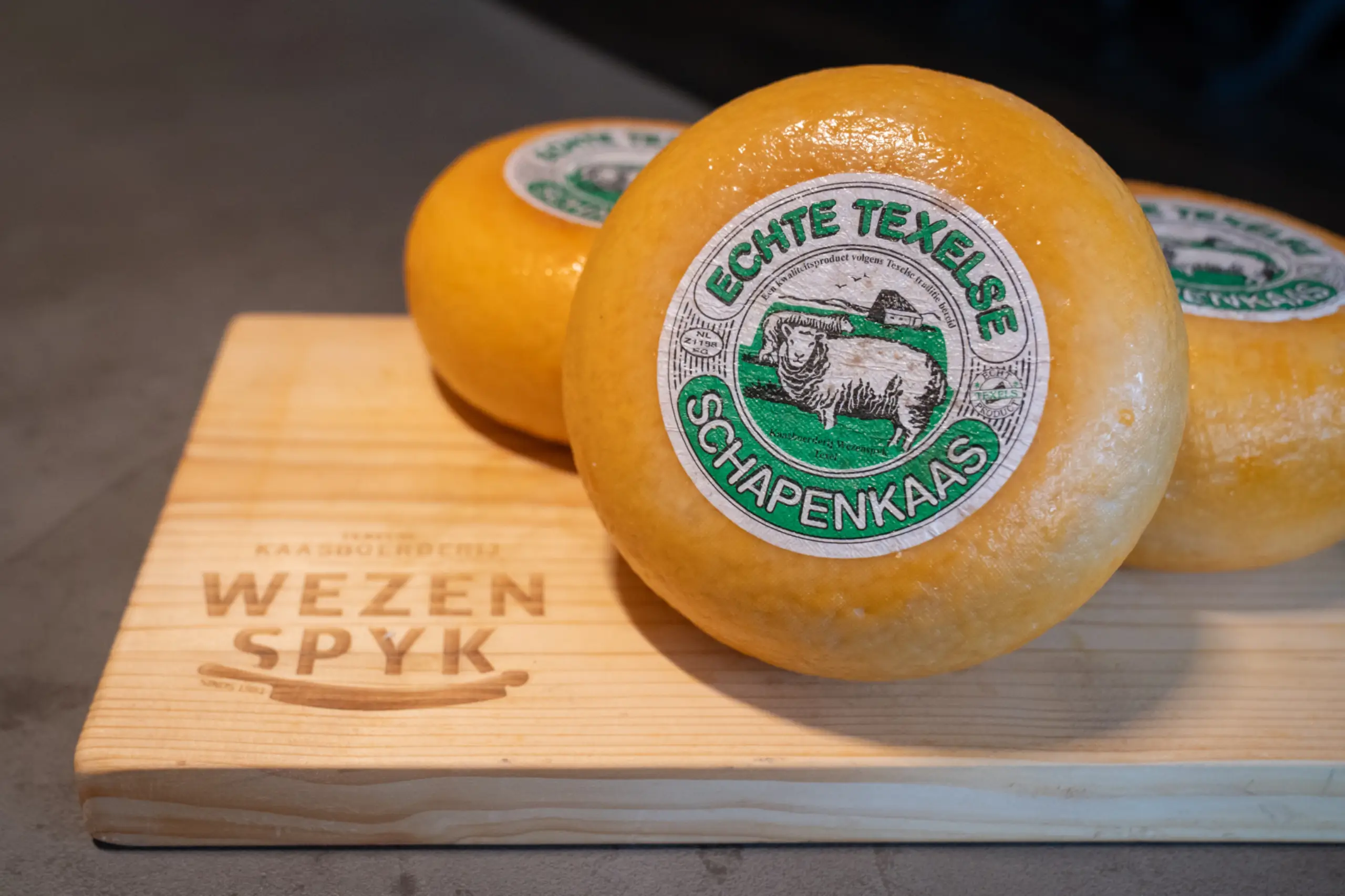 Schapenkaas bij Kaaswinkel Wezenspyk