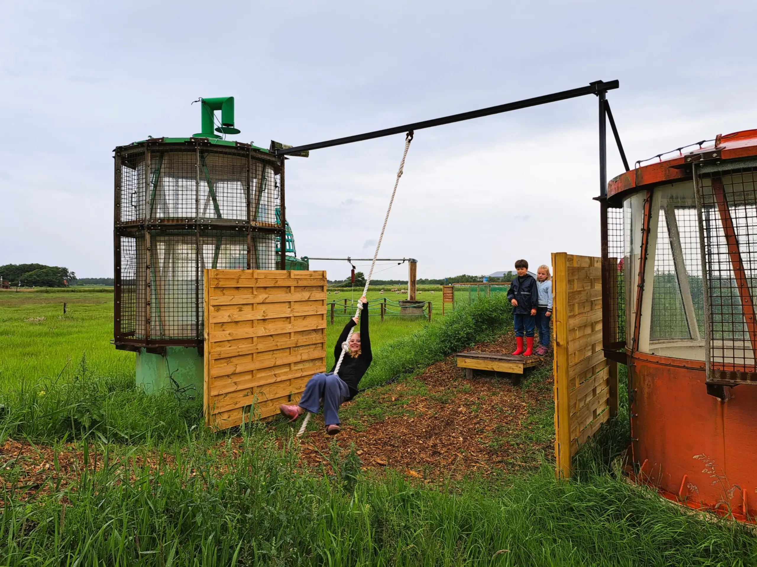 Jutters avonturenpad bij Flora touwslingeren
