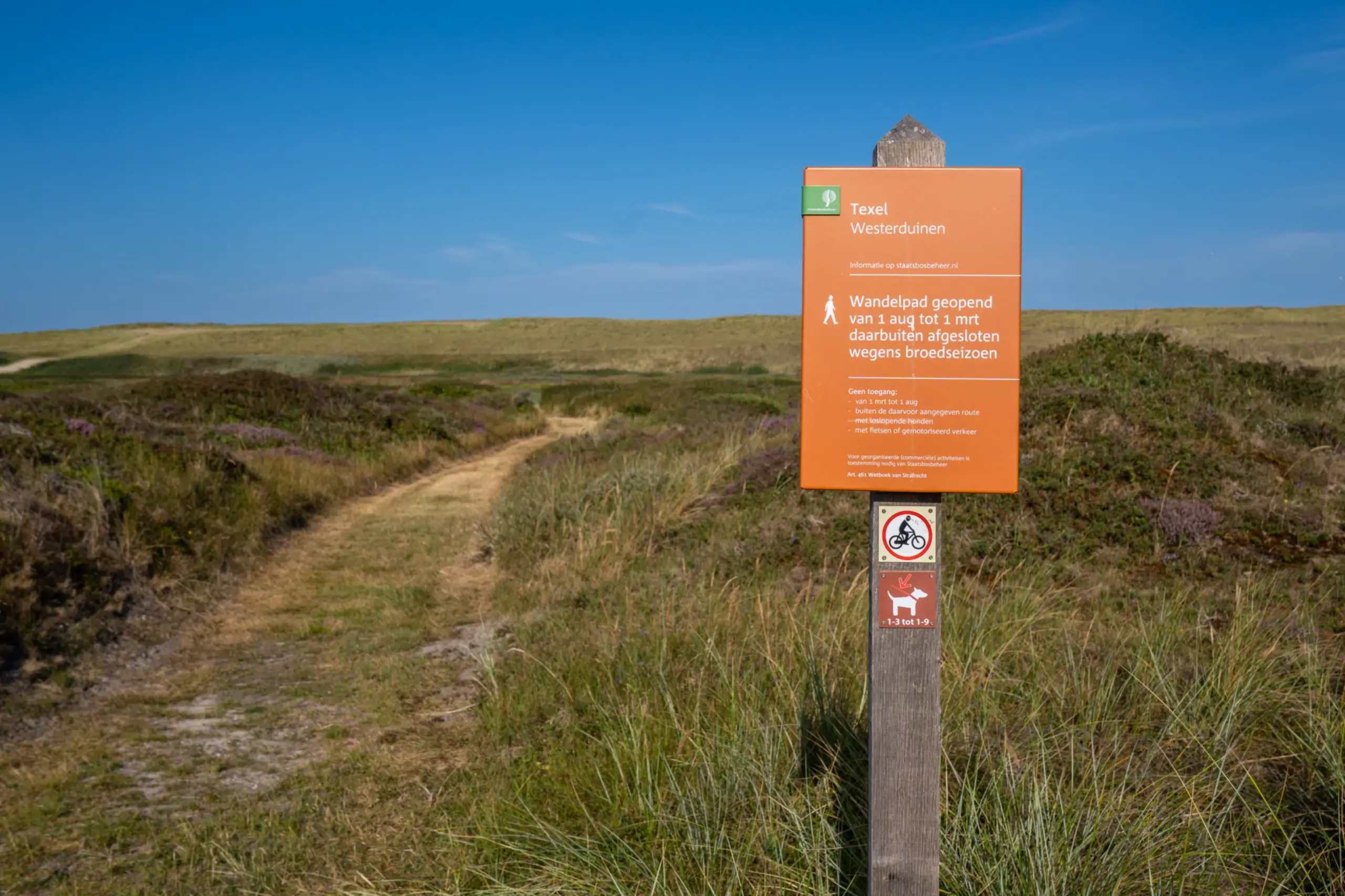 Bordje broedseizoen Westerduinen