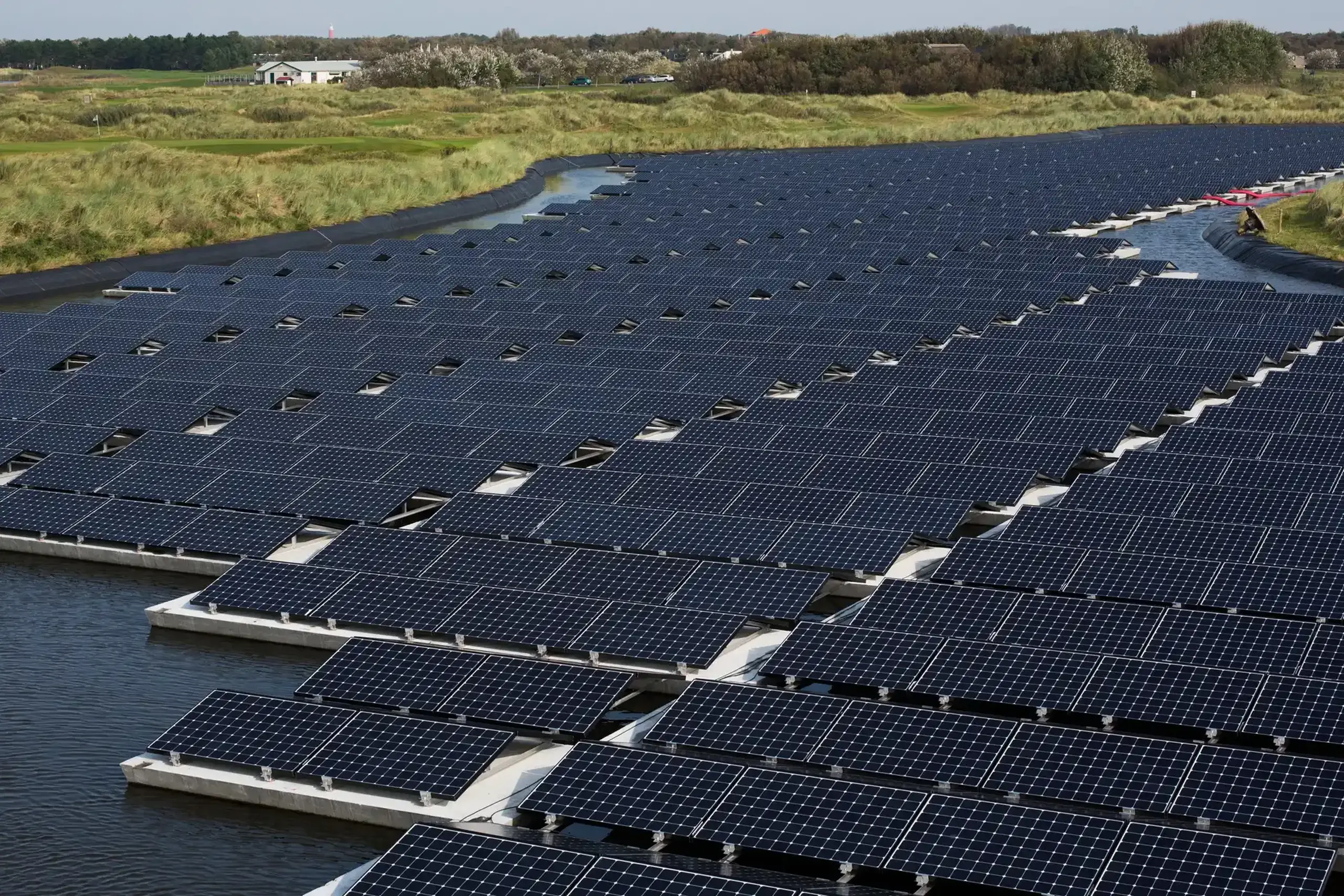 Zonnepanelen bij de Golfbaan