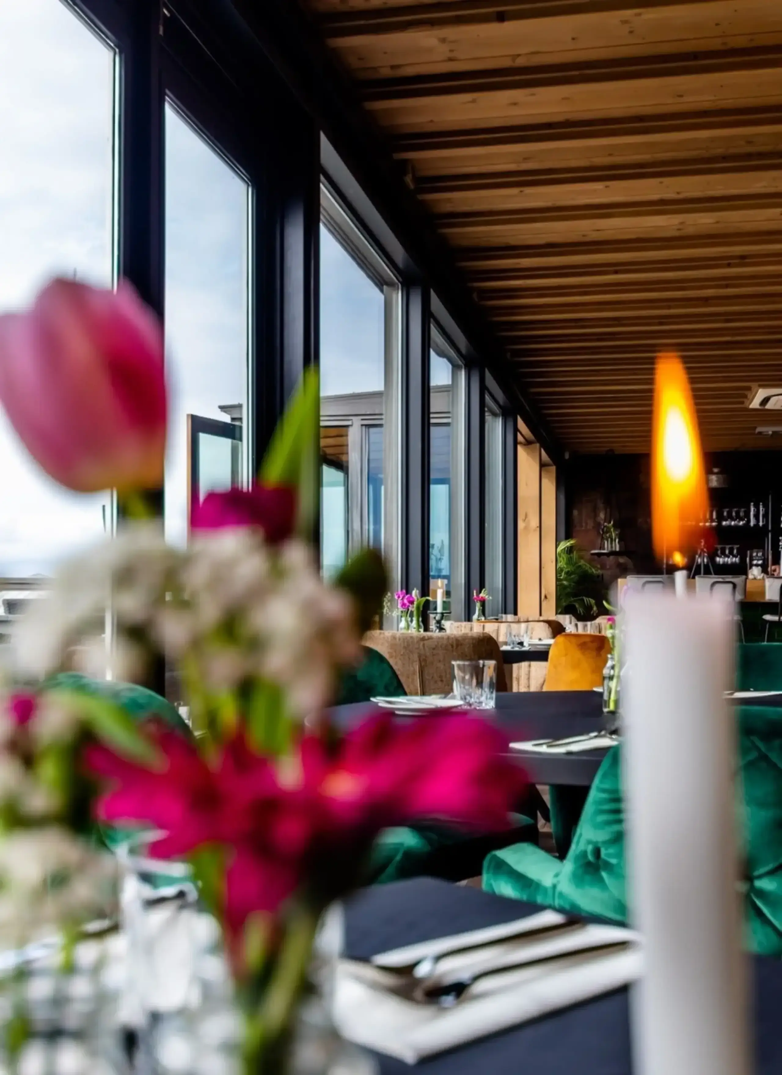 Diner with sea view at Paal 17